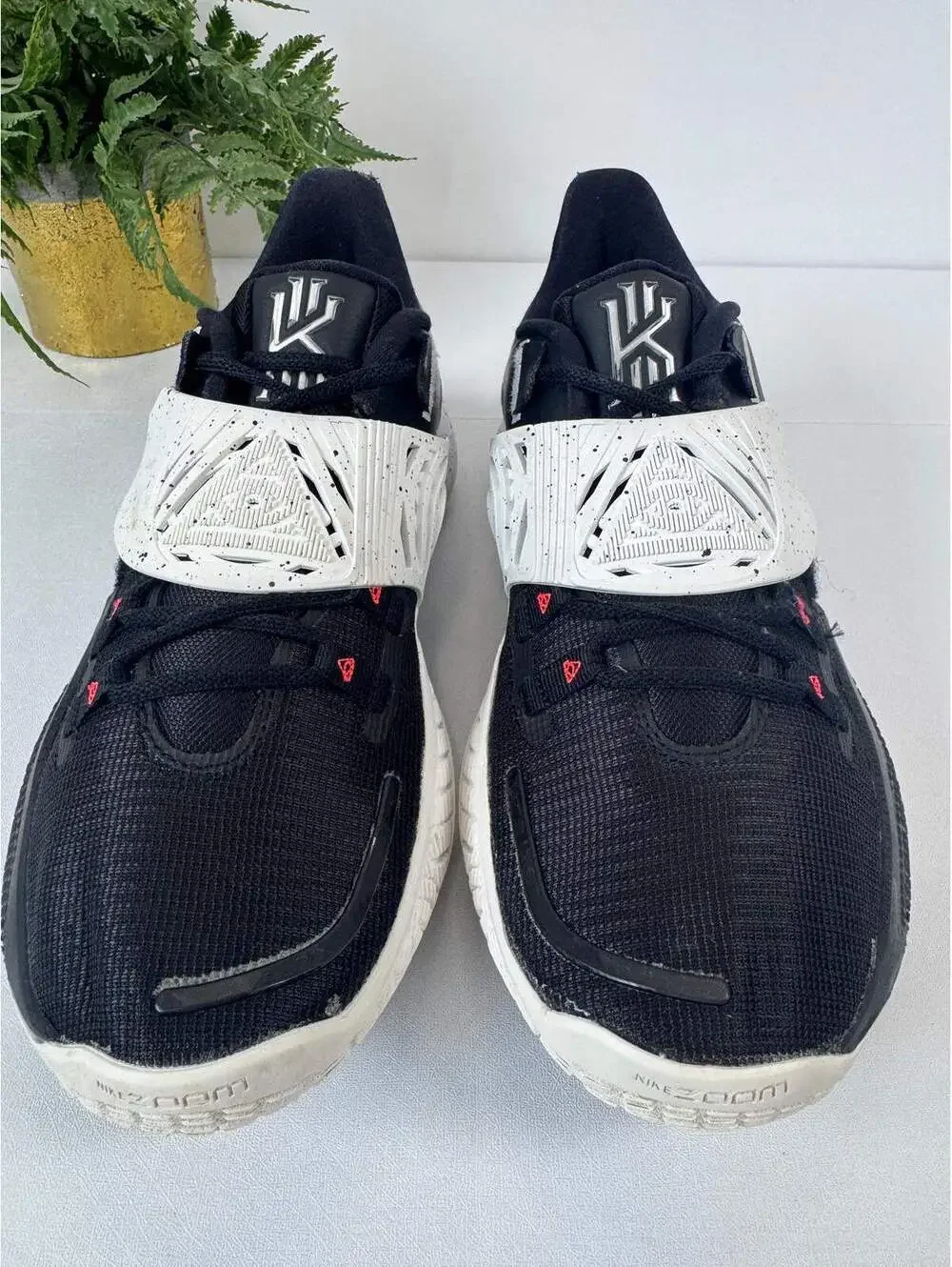 Nike Kyrie Low Team 3 Men's Basketball Streetwear Sneakers Black White Size 9